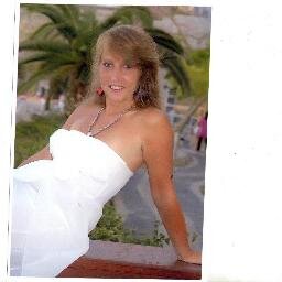 eabella1's profile picture. ik haat mijn eenzaamheid en mijn pijn en verdriet om jouw heengaan. Je was nog nog veel te jong 
en ik had je nog nodig