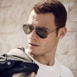 SADECE KEREM BURSİN...