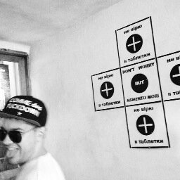 @deepstereo_