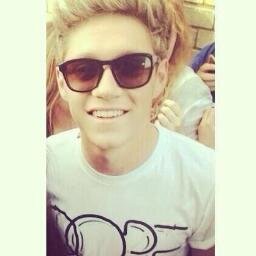 Idk man i just like niall a lot / was @beyonce