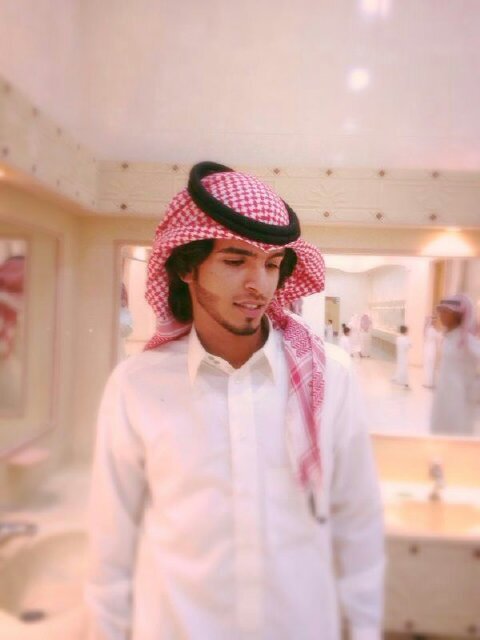 بدر نايف الشمري لاعب نادي (النصر) السعودي