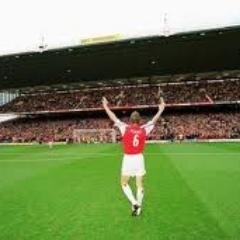Early 1970s watching Gooner who loves all things Sport, ex East Molesley Cricket Club, Harlequins Season Ticket Holder #COYQ