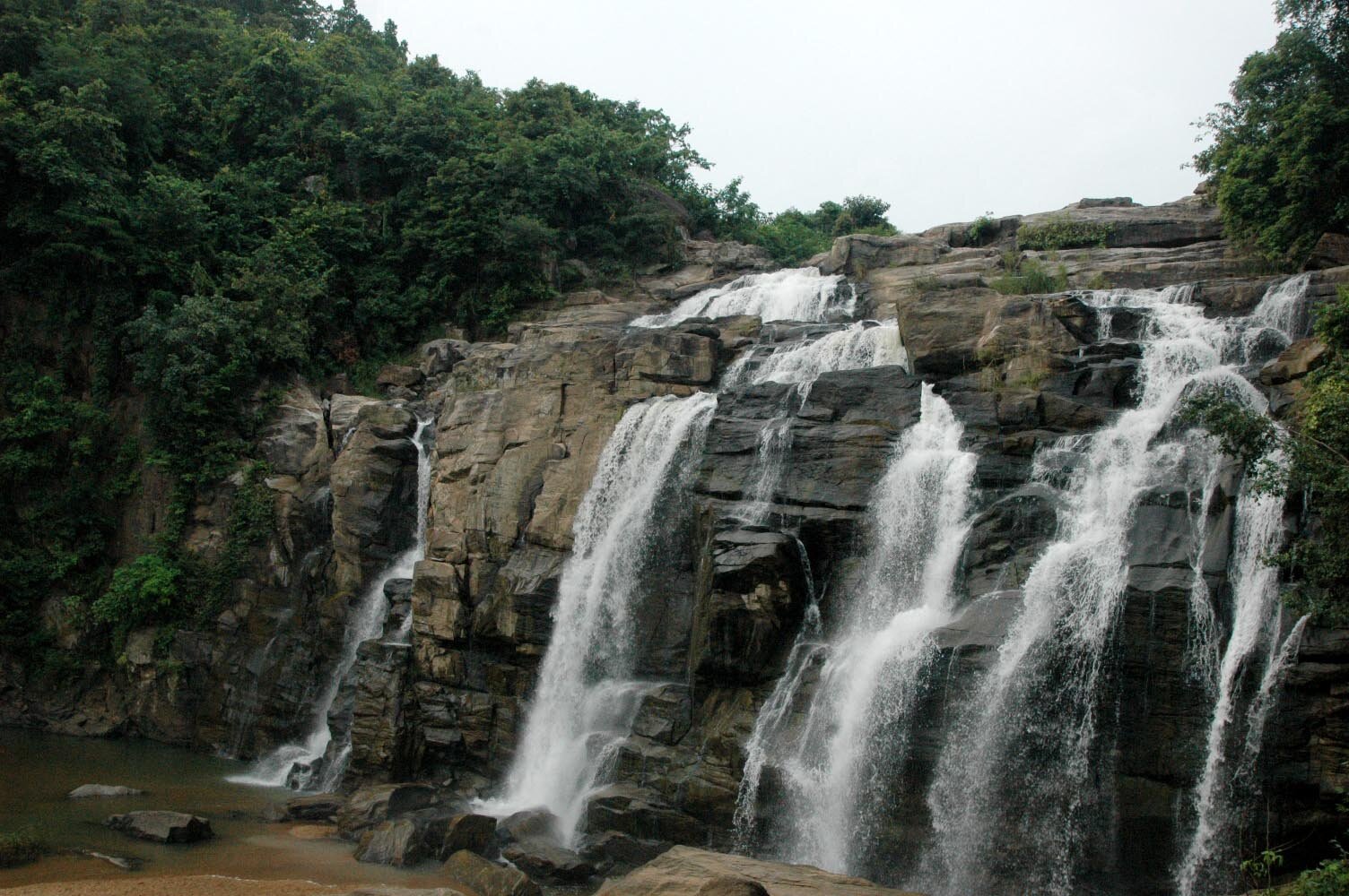Ranchi, Capital of Jharkhand, also known as city of Waterfalls & lakes. The name comes from archi an Oraon/Kurukh word for farmer's baton used for ploughing.
