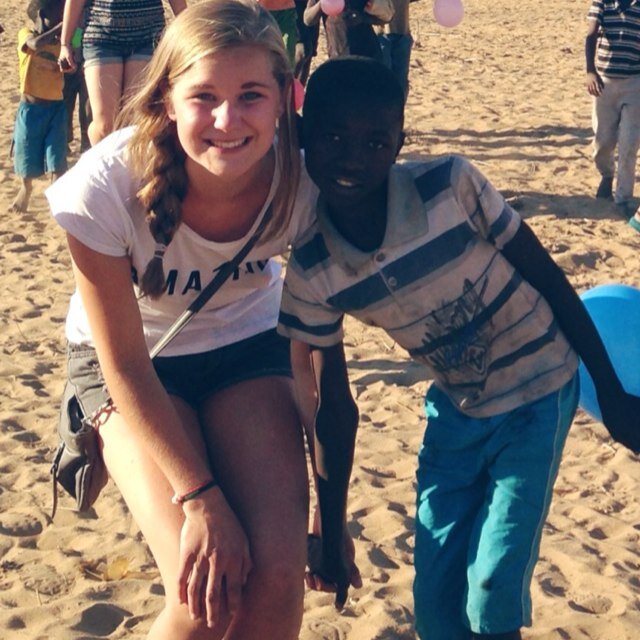 xleahgrooff's profile picture. Eat to live but live to eat