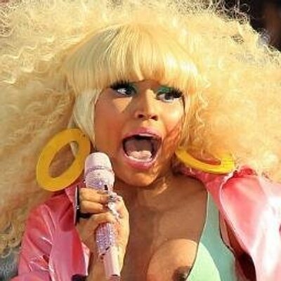 Celebrity Oops (@oopscelebs) | Twitter