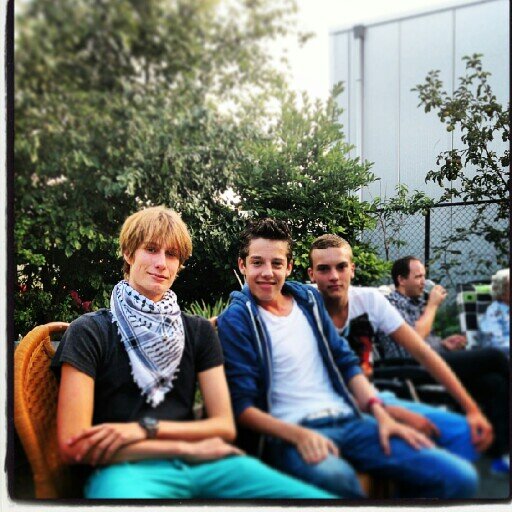 ROC Flevoland || middelste op ava ;)||Sportief he||#teamfollowback||