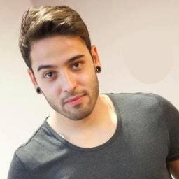 Twitter feito para votação ;] dona: @welivenxzero / @queissobeckran_ e estarei votando pelo fc do @leomoura2 fc: @aliveleomoura