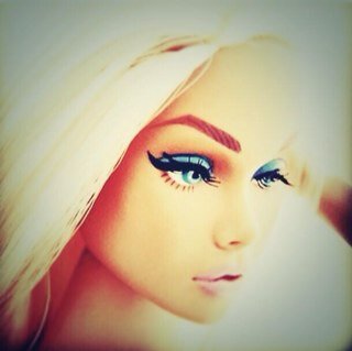 bighairedblonde's profile picture. making sure my blonde hair is big is a strong game