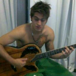 Você será meu amor mais puro e verdadeiro, que ninguem nunca vai conseguir tirar de mim. @thomasrestart. 20/04/12