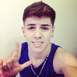 O sentimemto mais puro que existe e de uma fã por seu ídolo...Te amo Mc Biel ❤ ~28/08/13~
