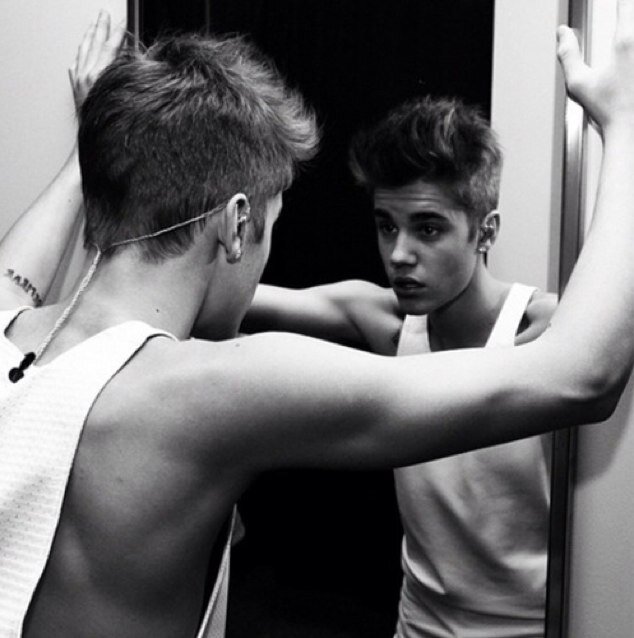 @justinbieber is my hero, my world , my everything. ♥ I follow back ! 
Belieber since 2009 ❤