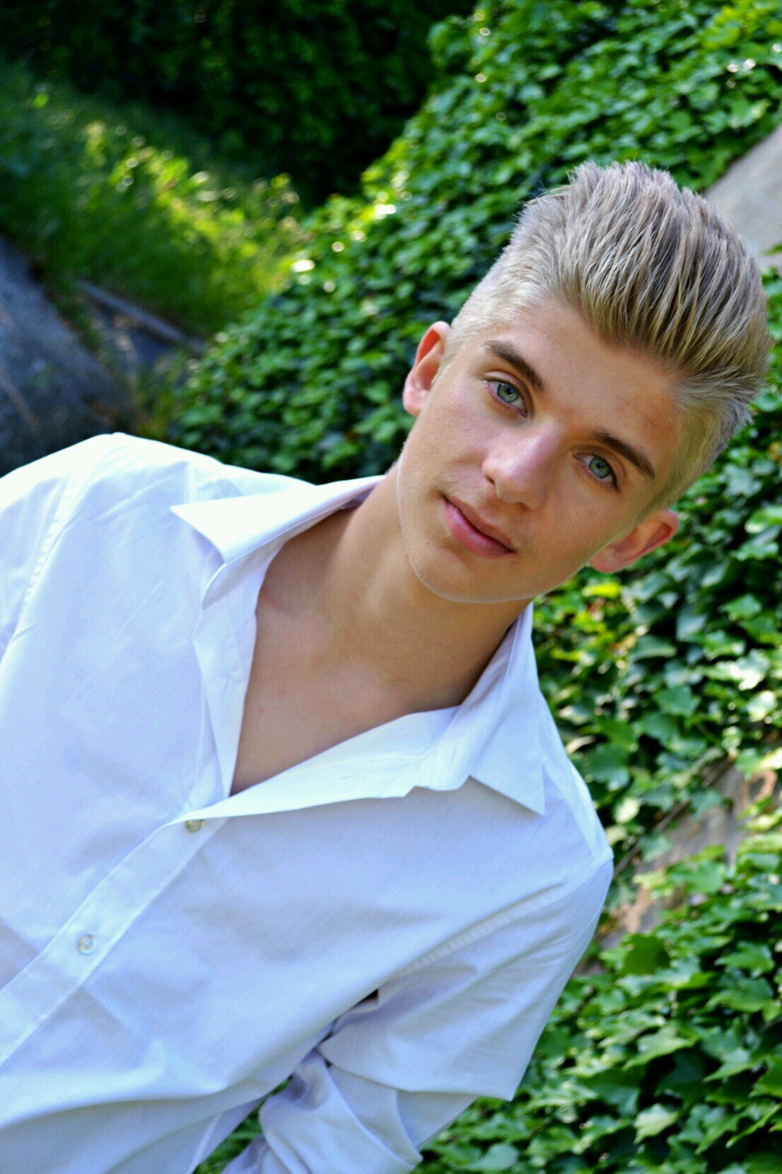 SamuelRvt's profile picture. 