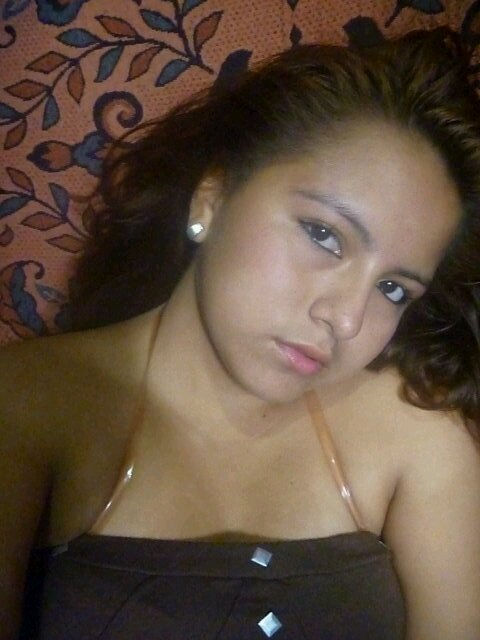 Soy alegre y me gusta compartir momentos divertidos con mis amigos y familia