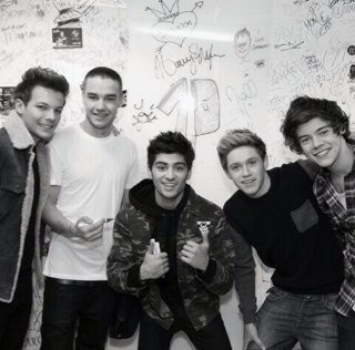 one day you'll have your sunshine/5 babe.
Follow me : @dopedbylouis je fback sur demande