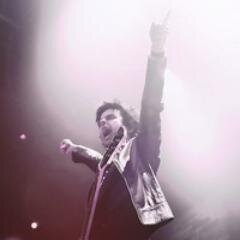 \m/