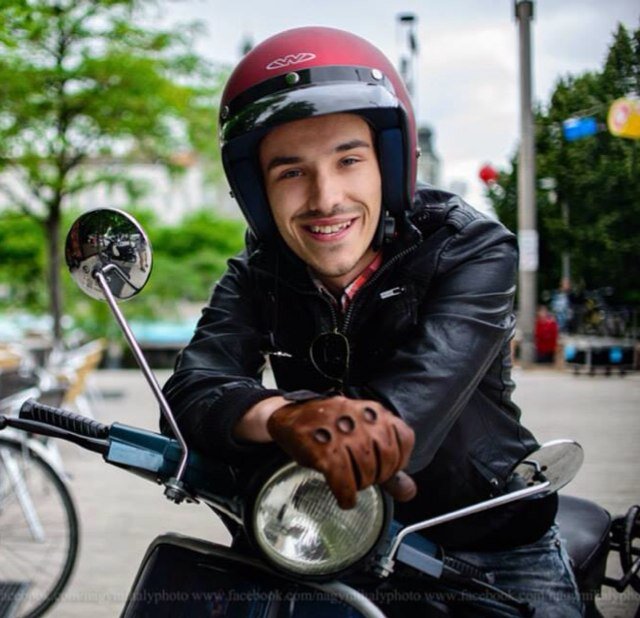 segitettemsuti's profile picture. 