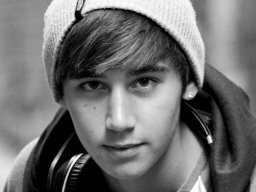 love janoskians and teenwolf follow me at @Dominique_Terry