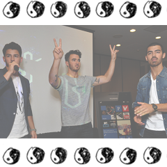 Cuenta de apoyo a los Jonas Brothers en el nuevo proyecto de Xavi Martinez. Dirigida por cinco chicas, con Xavi y los Jonas hasta el final.