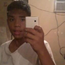 Eu sou solteiro , vaidoso , e so Flamenguista :)