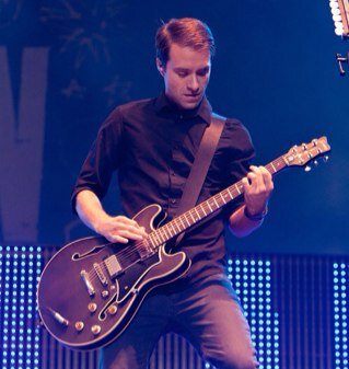 SIMPLE PLAN saved my life!! #Astronaut CHUCK RT'ed ME ON 12/30/12::: @BiaCabralAmaral @CoisaDAstronaut