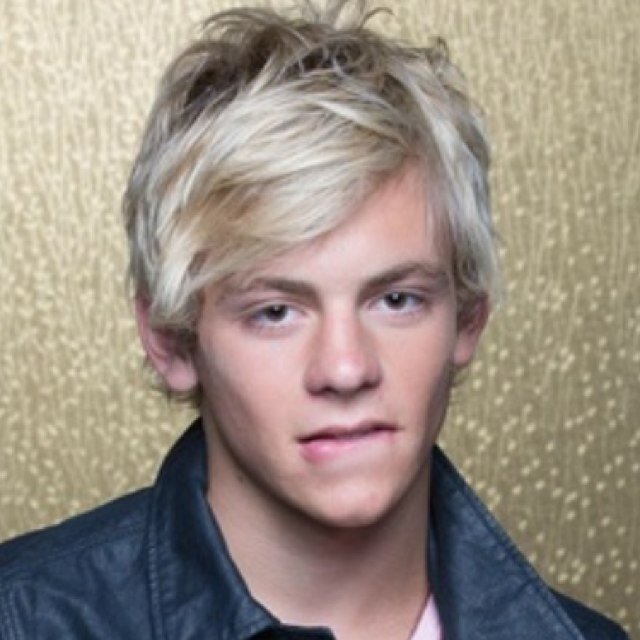 I'M A ROSSIAN AND I AM PROUD!! FOLLOW ME I FOLLOW BACK!!1!1!!1! ROSS IS MY FAV
~parody~