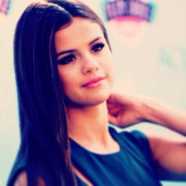 Selenators!Blood:green,Live:GomezLand,speak:Gomezish,Anthem:Who Says & Queen:SG.Cody followed 04/22/12♥11/19/13❤ Paul follows :D Loving Zimmer ❤.❤