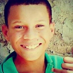 a vida muda  dirrepente pra fAlar de  coisas de primaveras httpp.;http://t.co/206zEJRN