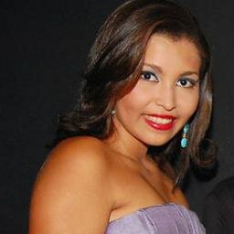 . viver é não ter vergonha de ser feliz 
. mudo de opinião, não de princípios
. a cada dia uma nova chance pra amar, ser feliz, viver!
