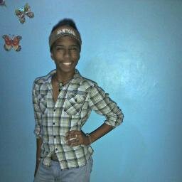 'Hola, Hola'' Me llamo Kenny L. Colina. P
Tengo 17 Años, y soy Signo Virgo!
Me Caracterizo, por ser un Chico entregado en las Cosas que hago! SIGUEME♥ *.*