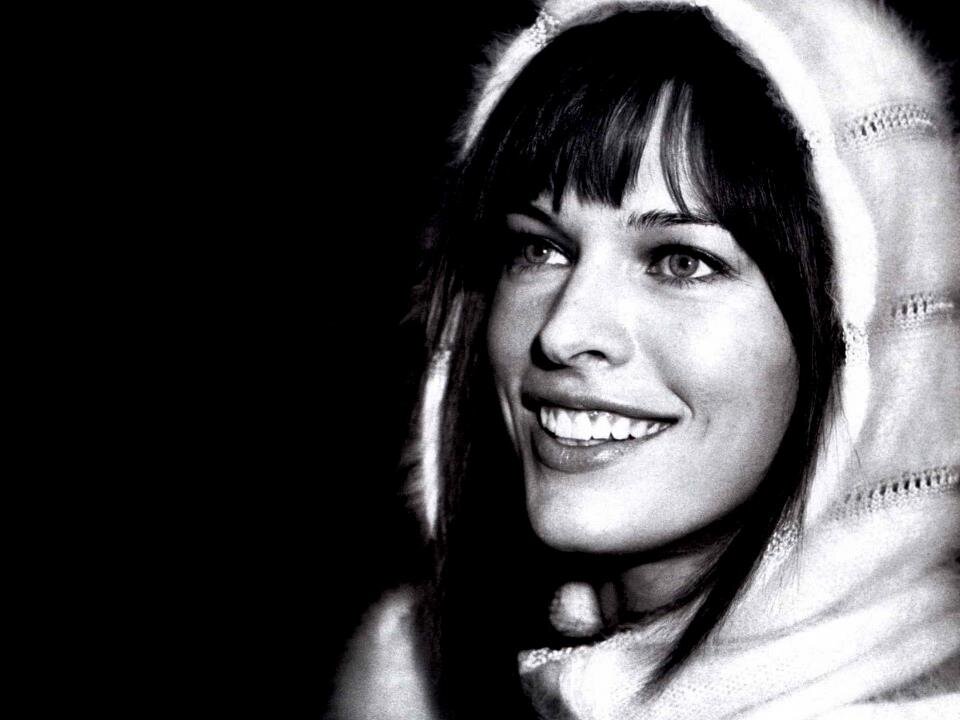 lml
 lol I LOVE RESIDENT EVIL rock millajovovich HII IDOL WAS MY FIRST LIKE 
THE EVIL KILLERS  BRANDONF.RESIDENT LOVE IS MY EVERYTHING