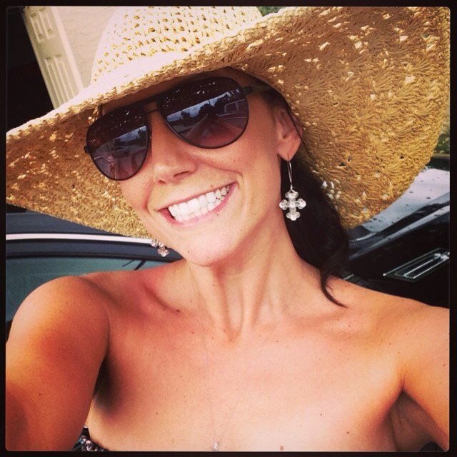 Mommy~MarriedtomyBestFriend~Realtor. Lover of Jesus, Great Music, Books, & All things Texas & Sunny☀