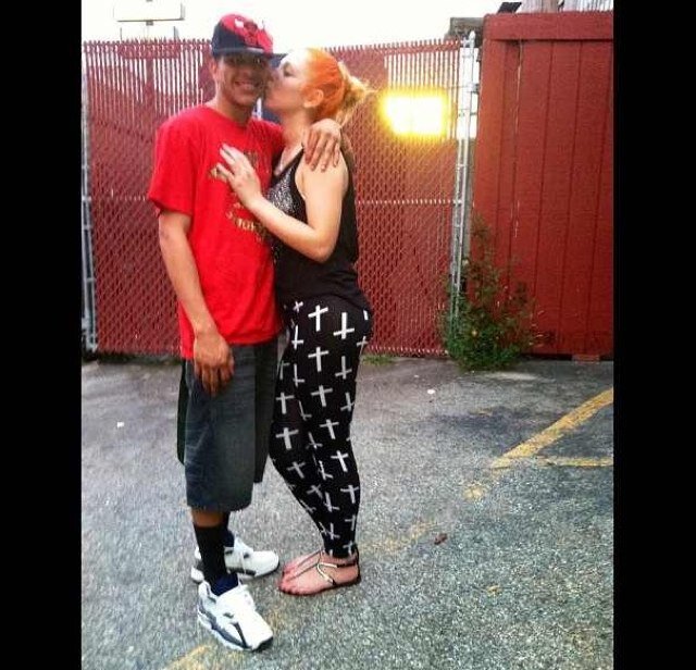 follow @_StonerBishh my new twitter !!