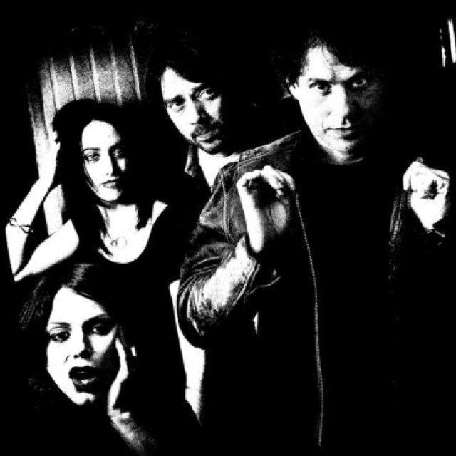 Heavy Post-rock band. The Bastard child of Siouxsie & Sabbath. Grab the new record here-- http://t.co/Gi9DaaYfkc