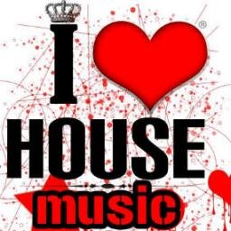 I love you Justin.Justin my King,Nicki my Queen.I wish you could both follow me.Love you*mwah*Follow me I follow back