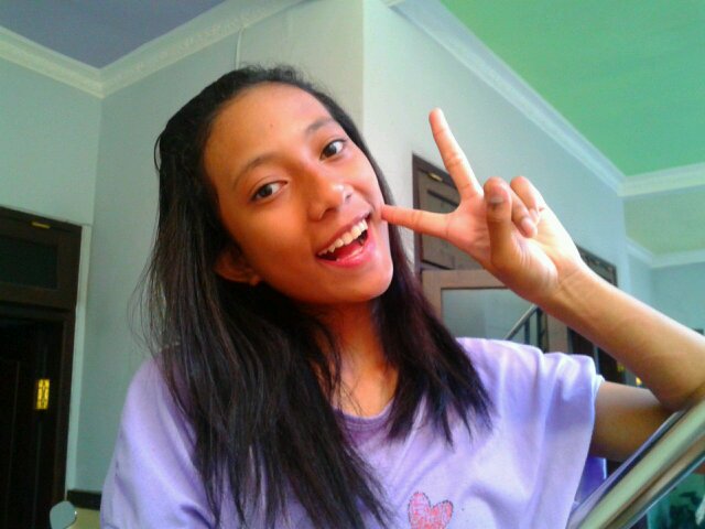 Gw agak rpi dkit orgx,, ya kdg sih cuekkk,, tp trgntg dri akux sndri sihhjh
