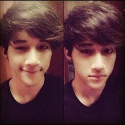 Just Parodi of @Dickymprasetyo yang berhasil mendapatkan hatinya si Latah!♥ @Claryntalalatah {}