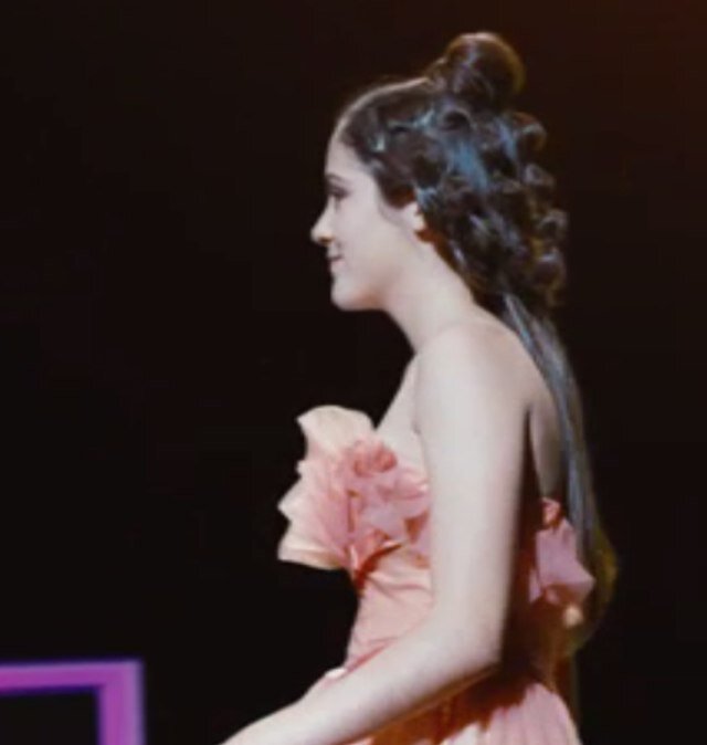 VanlinnFelicity's profile picture. Hello! Xx
I love Harry Potter, and the Hunger Games! Such excitement. We should all just put on our loveliest dresses! Xx