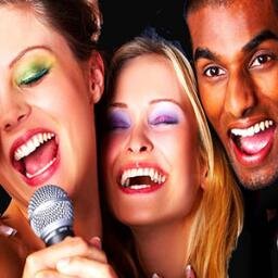 Empresa de animación de eventos. Fabricamos, distribuimos y vendemos máquinas de ambientacion musical o karaoke. El punto divertido y diferente en tu negocio, f