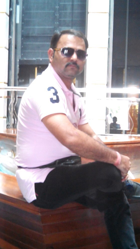 Live life as king size...