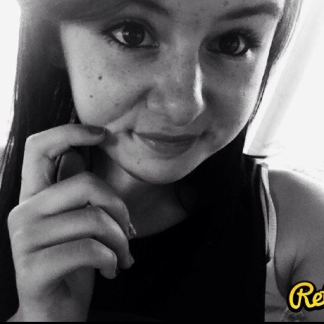 Zayn,Niall,Harry,Louis and Liam please follow me it will mean the world,i love yous!follow me i follow back