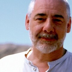 Legendary photograph, Derek has a long list of success stories with a career of illustrious campaigns, with some of the biggest players in the commercial world.