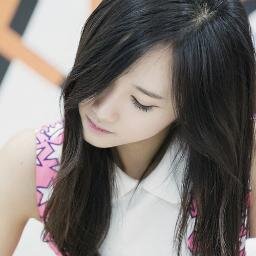 KFC Yoo Ara Leader of Hello Venus