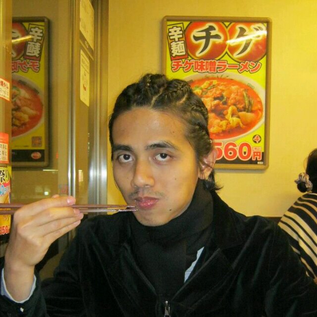 chafidz_al's profile picture. Sebaik-baik orang adalah orang yang belajar Al-Quran dan mengamalkannya. 七転び八起き[NanaKorobi YaOki] » Jangan putus asa di tengah jalan, Berjuanglah sampai akhir!