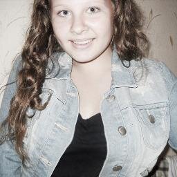 Hello, I am a girl from Narnia {Lithuania} . My name is Evelina. I love one direction. I am their fan. xx