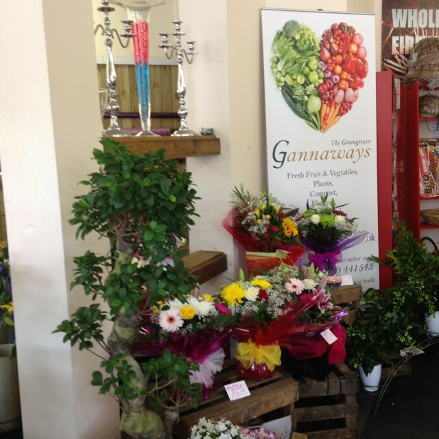 Gannaways is a family run green grocer that has been in business for over 30 years and we r now opening a new farm shop in Bitterne with home delivery & florist