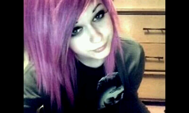 Jayy Von Monroe can rape my throat (: