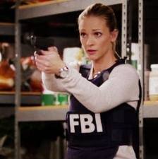 I work at the BAU and i have feelings for reid single and looking