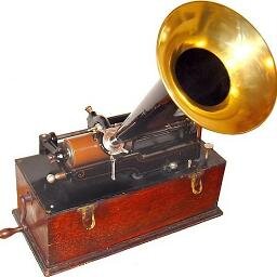 opera love, connoisseur of good music, business owner