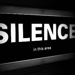 yleunozero's profile picture. la bellezza che vivo è nel suono di in violino, in quel lirismo che l'aria piega disegnando grandi dalie. la bellezza che cerco è dove tutto finisce..