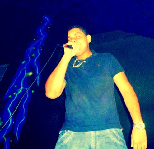 Contatos para shows:                                                                               (11) 95590-9499  (11) 99550-8564  (11) 95903-8645